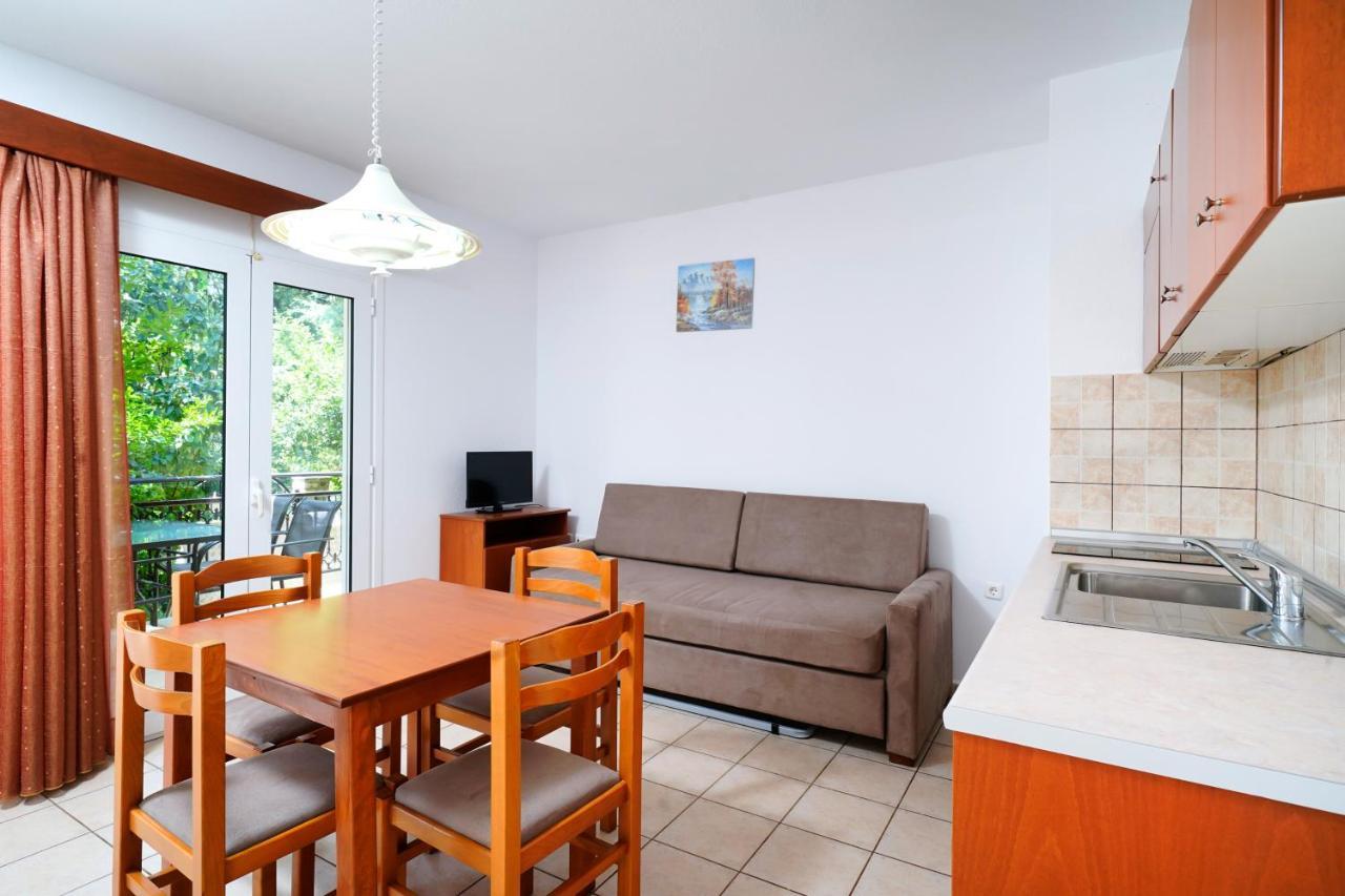 Green Apartments Скала-Потамиас Экстерьер фото
